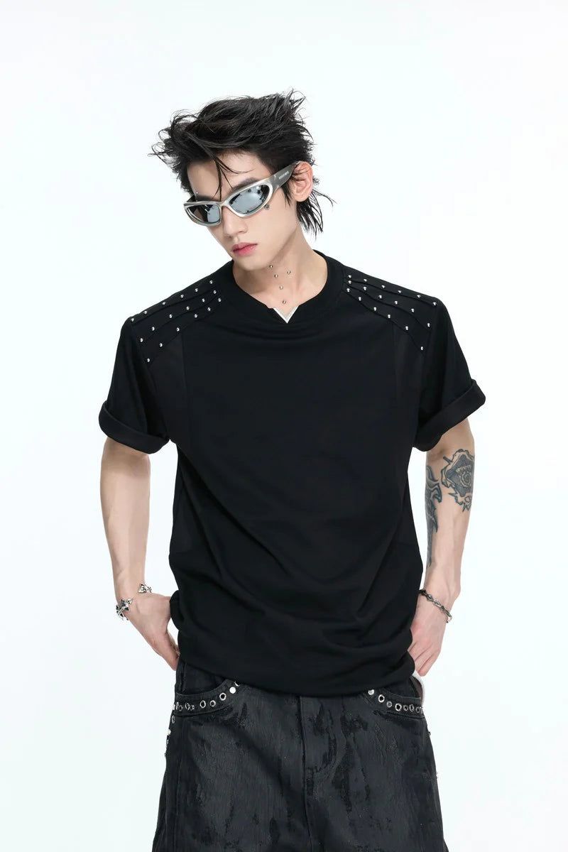Argue Cultureの「Pleated Studded V-Neck T-Shirt(Tops)」