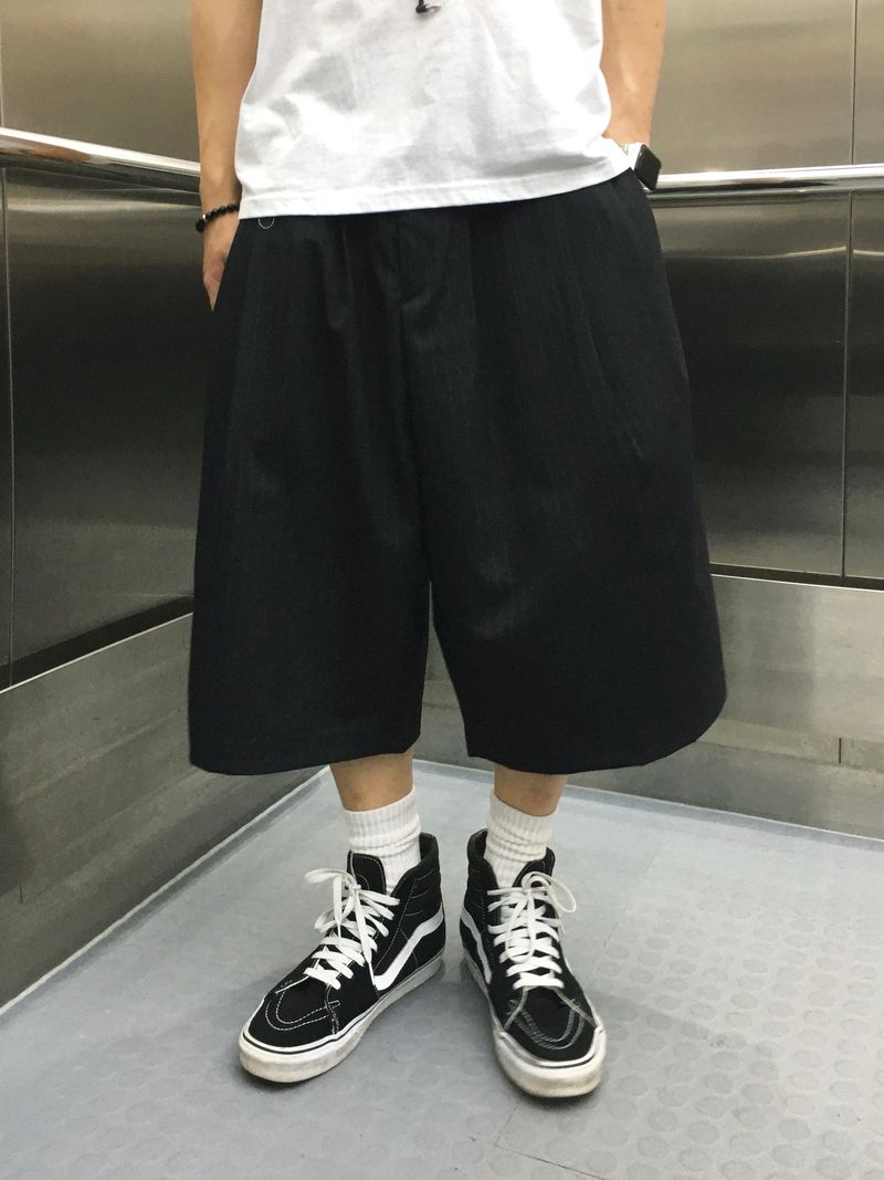  Delta Stripe Bermuda Slacks 2C