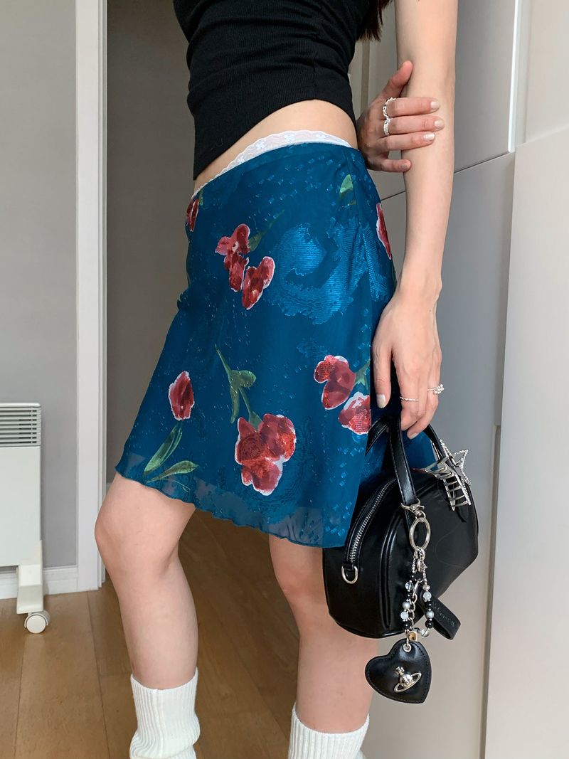 Red flower blue chiffon chiffon skirt