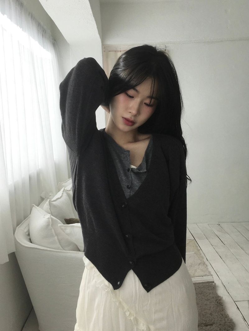 moroi(モロイ)の「Layering Knitwear Cardigan(Tops)」