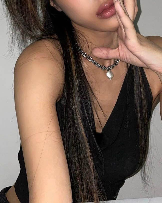 BUZZERBE(ブザービー)の「white pearl chain necklace(Accessories)」