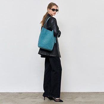GENERAL IDEA（ジェネラルアイディア）の「WOMAN Eco-suede shoulder bag with pouch [BLUE]（Bags）」