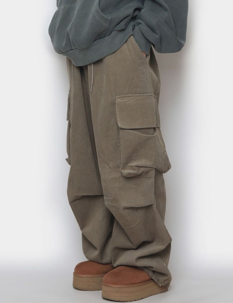 Golden Big Cargo Balloon Pants