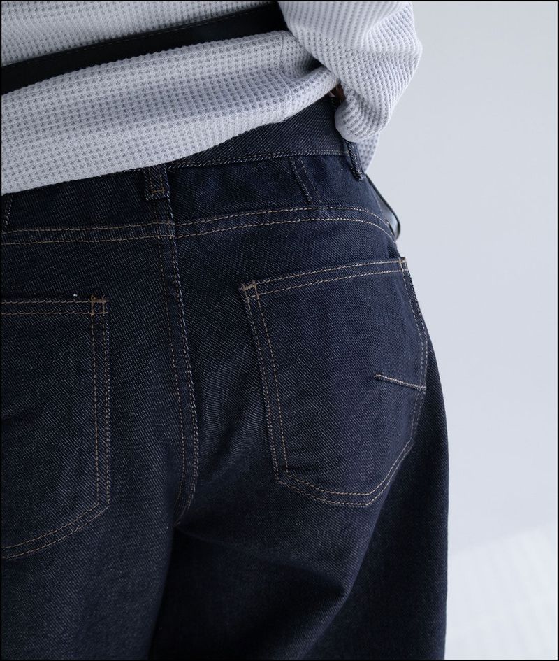 Davit ballon curved raw denim pants