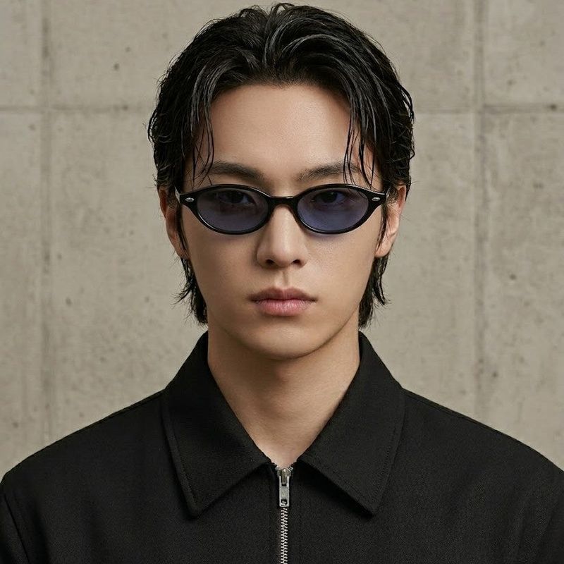 FADE MEET（フェードミート）の「Vintage Narrow Oval Sunglasses（Fashion Accessories）」