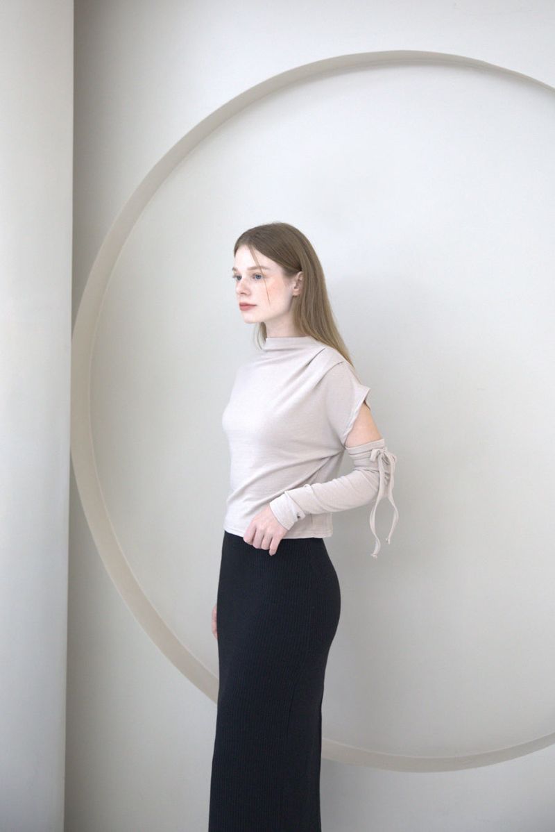 Half Neck Cut-out T-shirt Beige