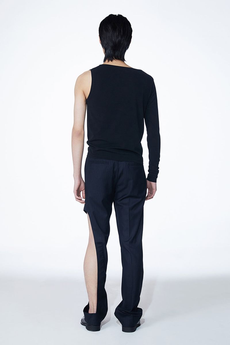 ONE SLEEVE BASIC T-SHIRT BLACK