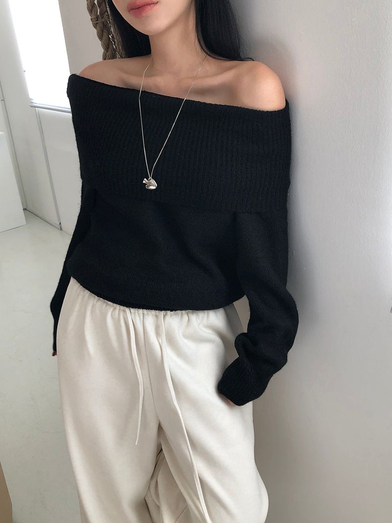 [MADE] Endelin Wool Off-Shoulder Knit