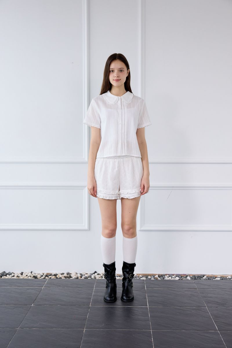 SWEETIE COLLAR HALF BLOUSE