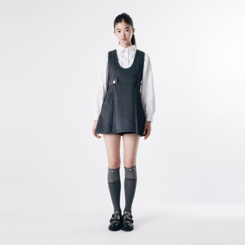 Round collar pintuck blouse 002
