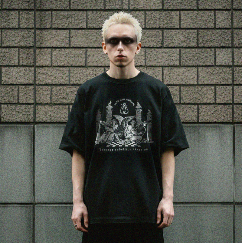 TEENAGE REBELLION  ( OVERSIZE TEE )