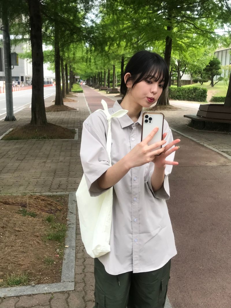 Essential half shirt