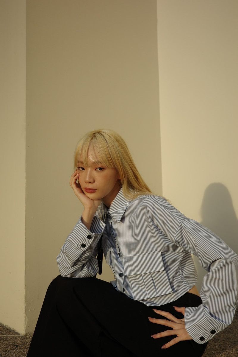EVIE mia OVERSIZED CROPPED SHIRTS STRIPE BLUE