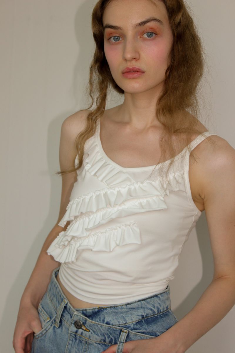 FRILL CAMI TOP / IVORY
