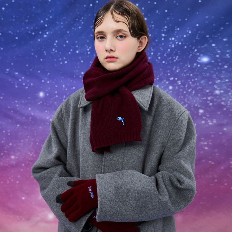 Dolphin cashmere muffler