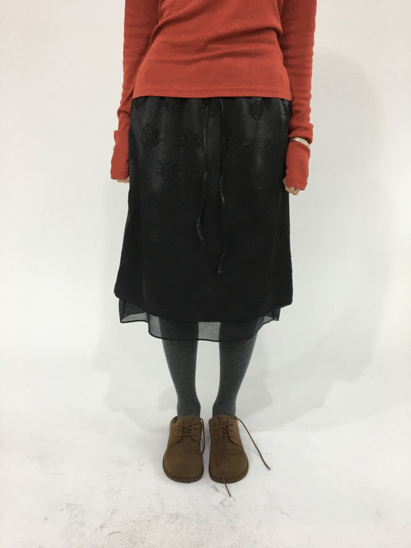 Reverse Rose Skirt (2color)
