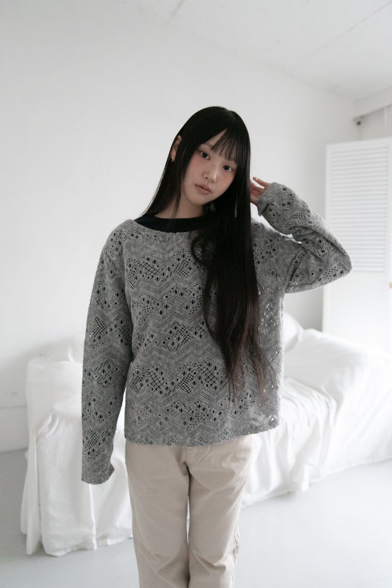 omoosoohy（オムスヒ）の「deep neck punching knit top(2colors)（Tops）」