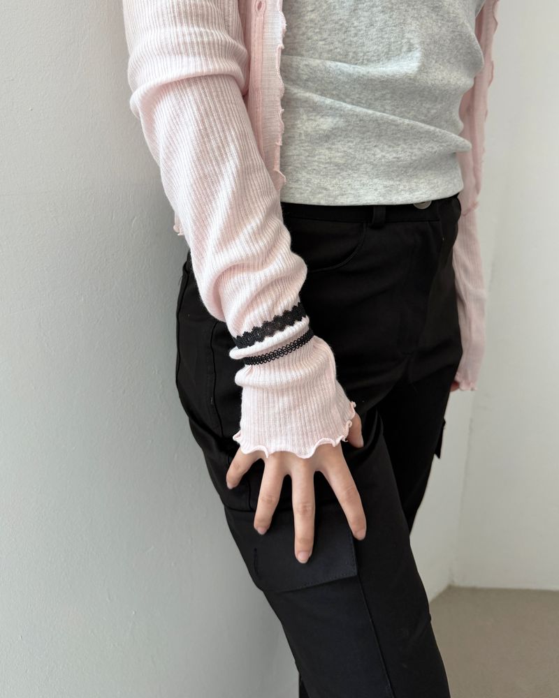 Lace Heart Line Bangle
