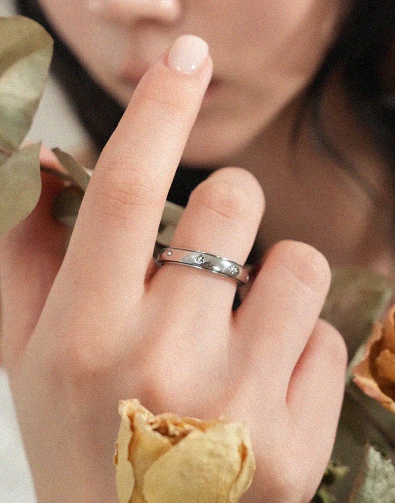 Boho Libertude（ボホリベルチュード）の「Stellar Loop Ring（Accessories）」