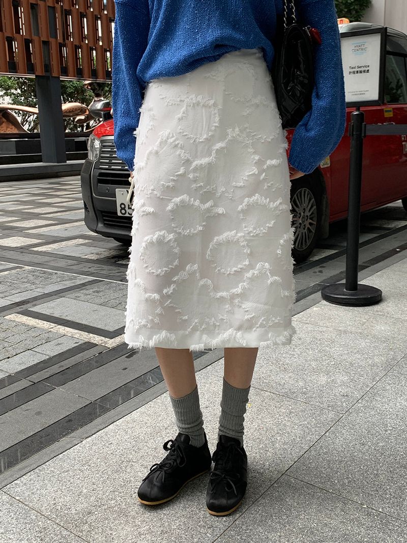 [MADE] Rieze Deep V Knit
