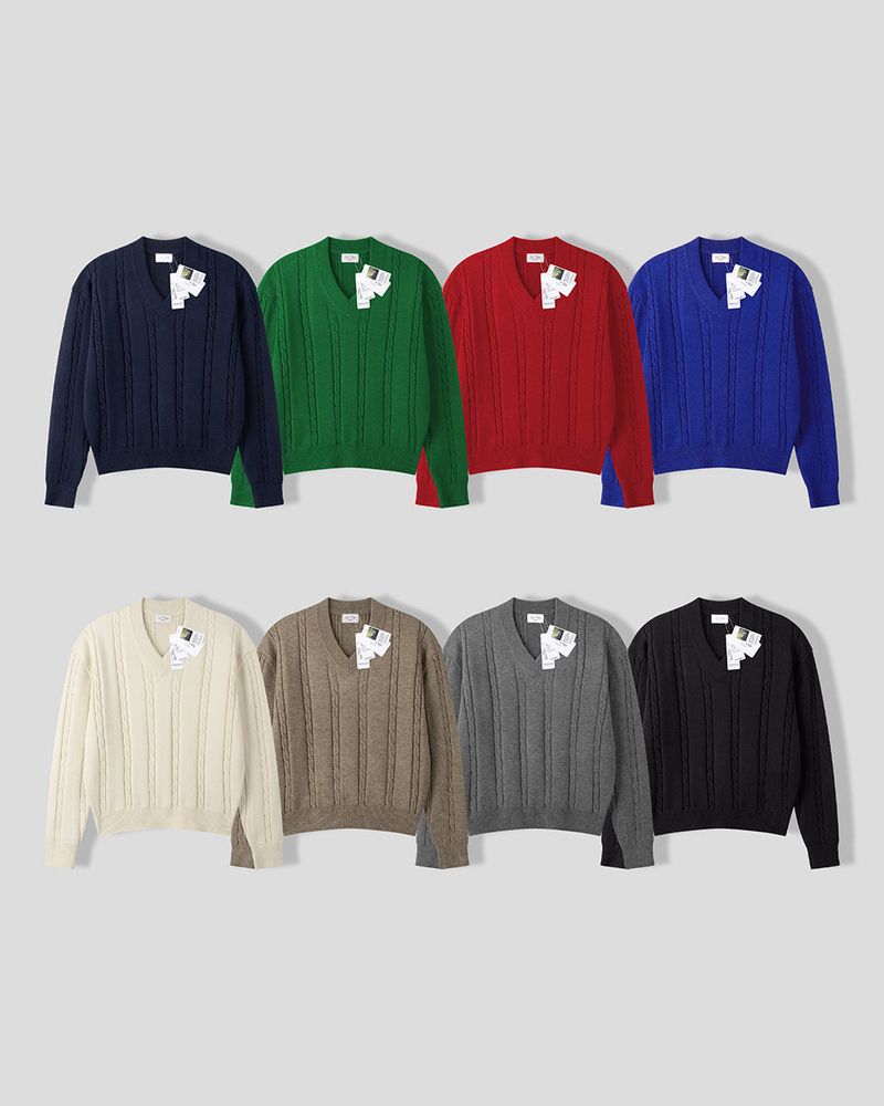 Melter Semi-Cropped Cable V-Neck Knit