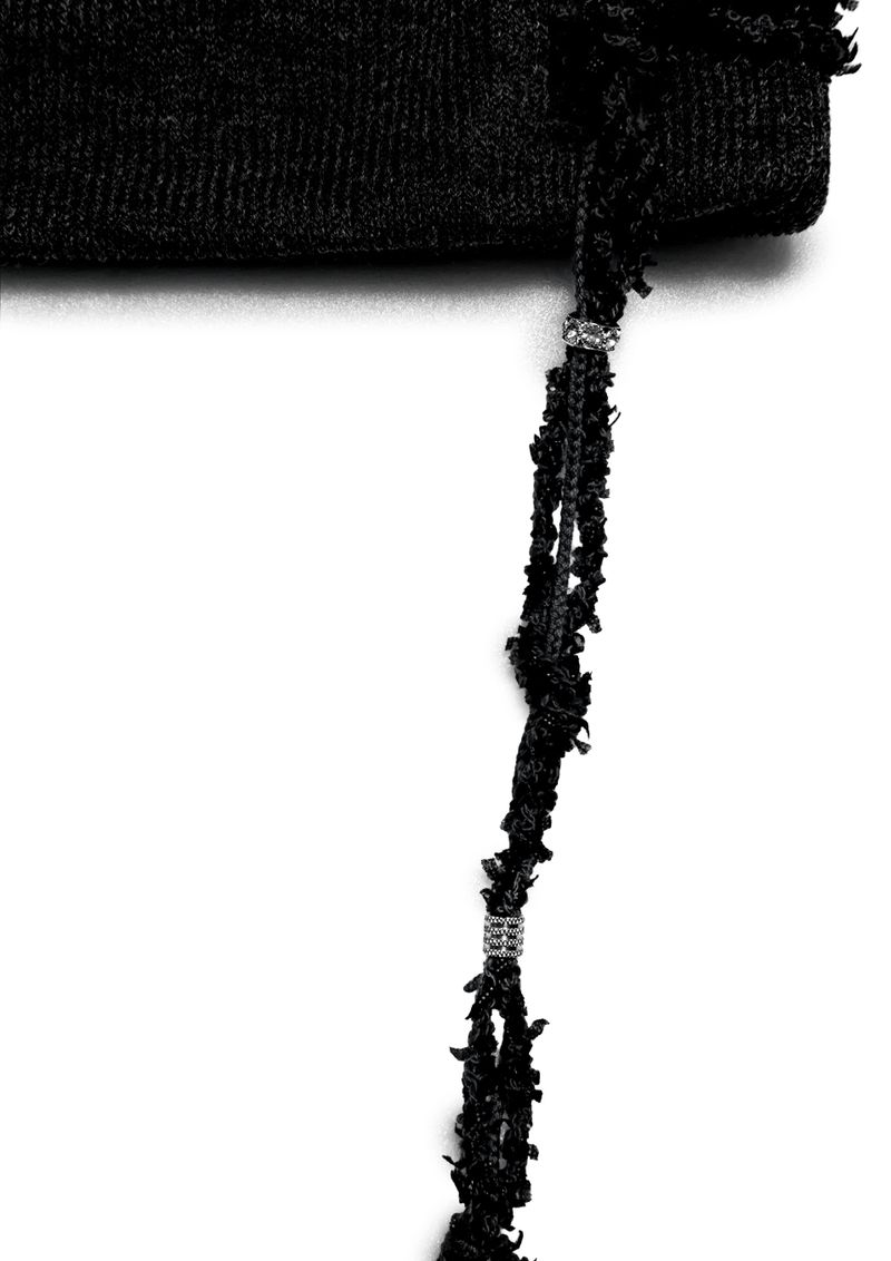  KNIT BRAID BEANIE . BLACK