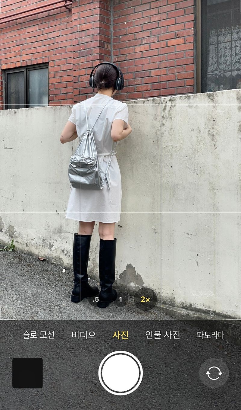 Simple round long boots