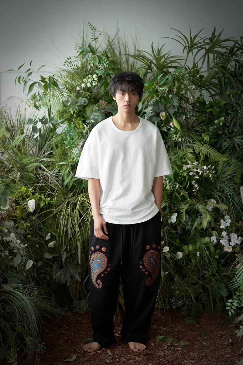 ESSENTIAL PLEAT U-NECK 1/2 TEE (Off-White)