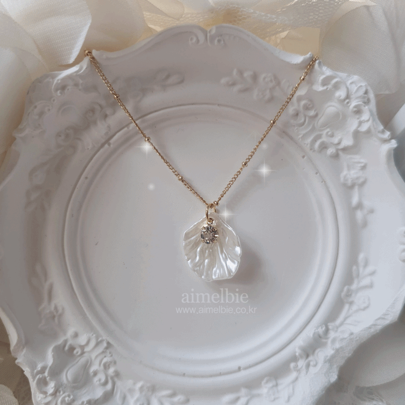 The Little Mermaid Necklace - Gold Color