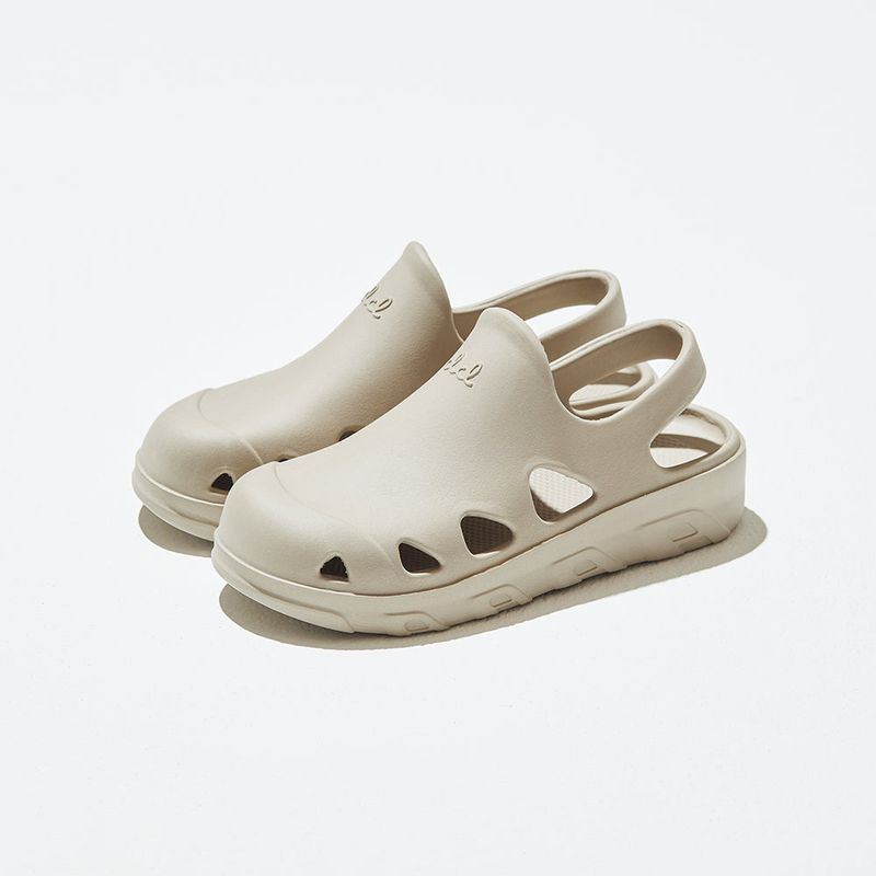 CLCL（シーエルシーエル）の「Sunday Afternoon Sandals - Sand（Shoes）」