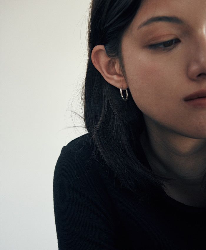 verte（ヴェフト）の「[925 silver] Deux.silver.210 / エペベーシックピアス（アクセサリー）」