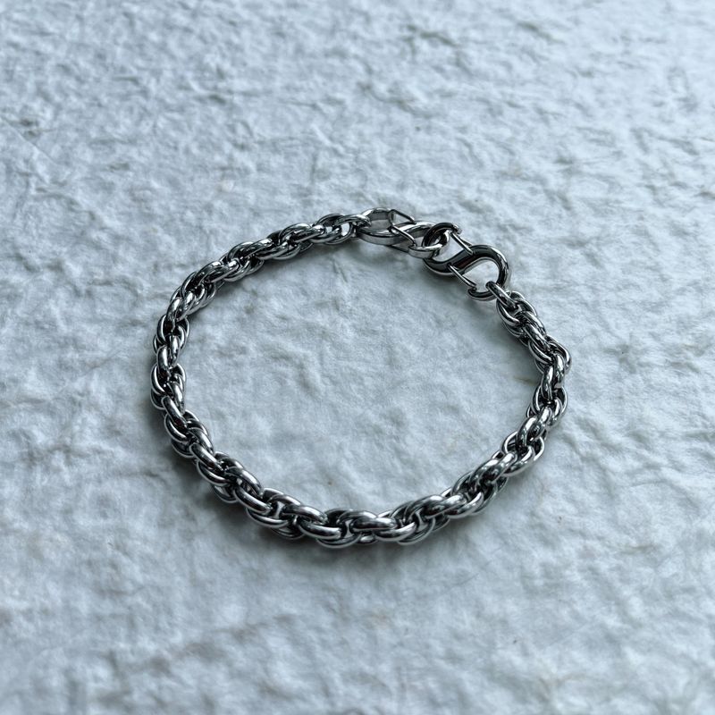 Double Twist Chain Bracelet