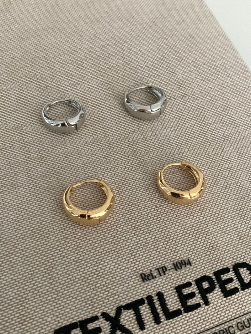 デイリー シンプル ピアス (2色)