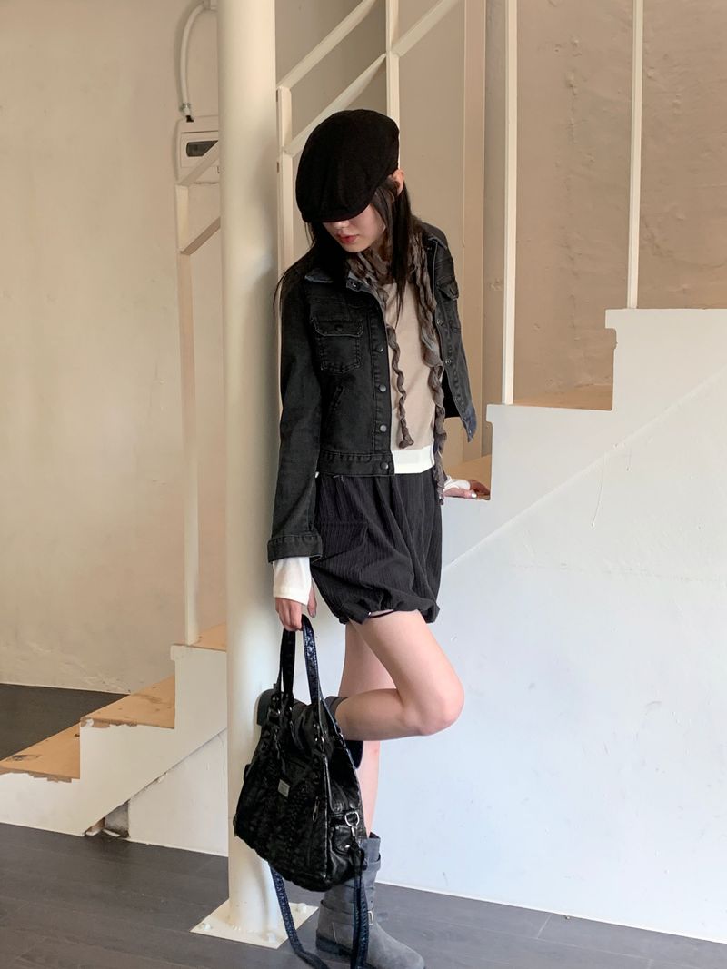 Niven Vintage Dark Denim Spandex Cropped Denim Jacket