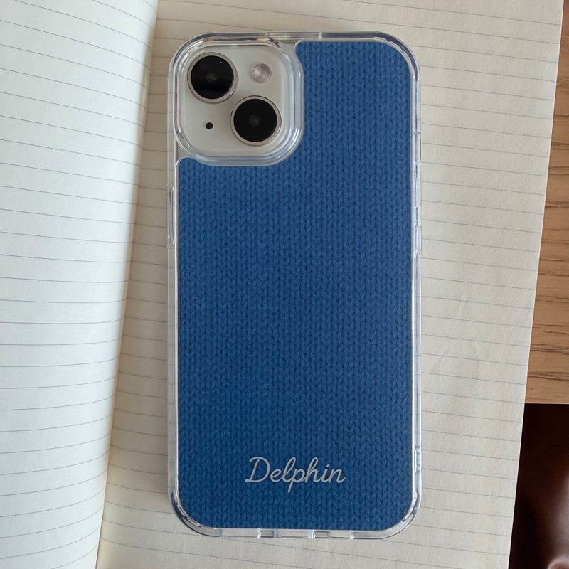 DELPHIN(デルフィン)の「EMBROIDERY KNIT HARD JELL CASE _ BLUE(Smartphone Accessories)」