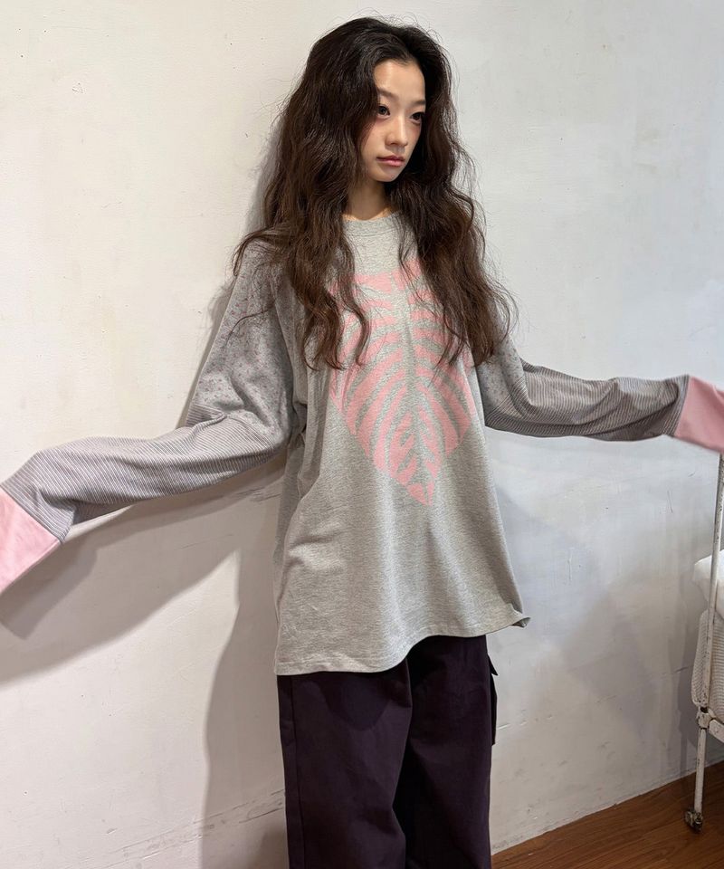 ITZAVIBE（イッザバイブ）の「フォレスト ガール コラージュ ロングスリーブ（トップス）」