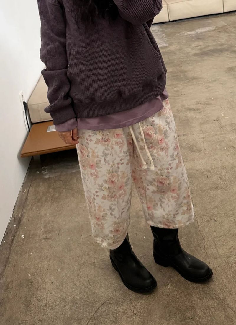 floral sweat crop pants