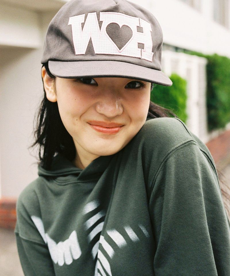 WEBHOUSE（ウェブハウス）の「W♡H チェックキャップ - ブラウン    （帽子）」