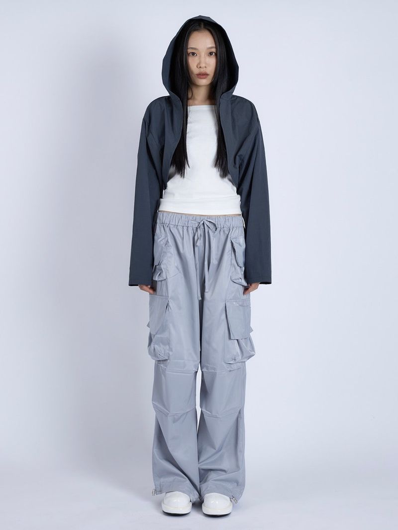vadefy(ベイディフィー)の「Satin Multi Pocket Pants, Silver(Pants)」