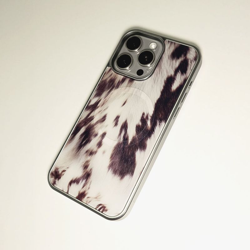 Classic Cowhide Phone Case Beige (SV_MagSafe)