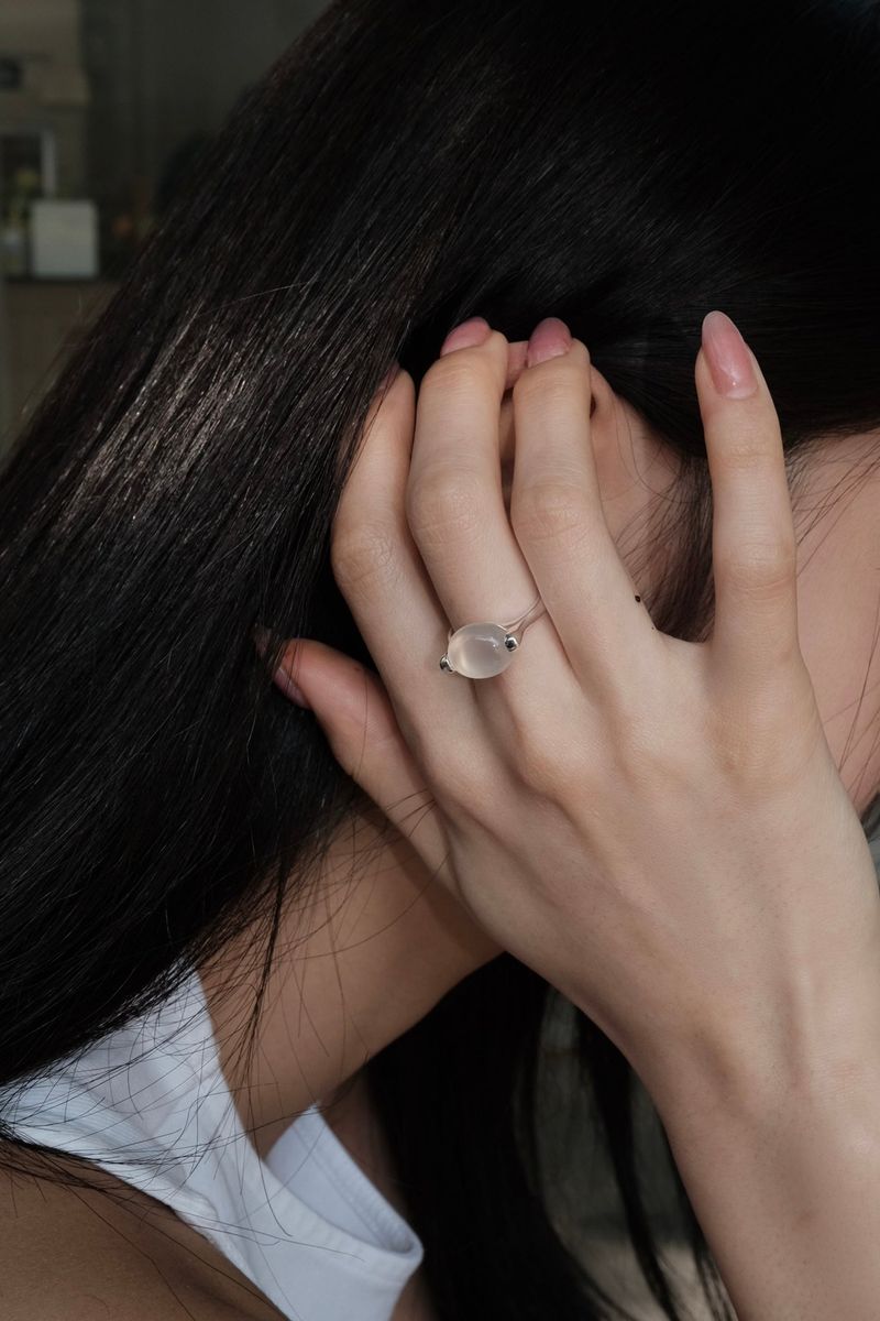 JELLYBEAN STONE OPEN RING