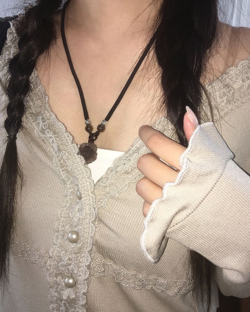 Etin Rose Gemstone Necklace