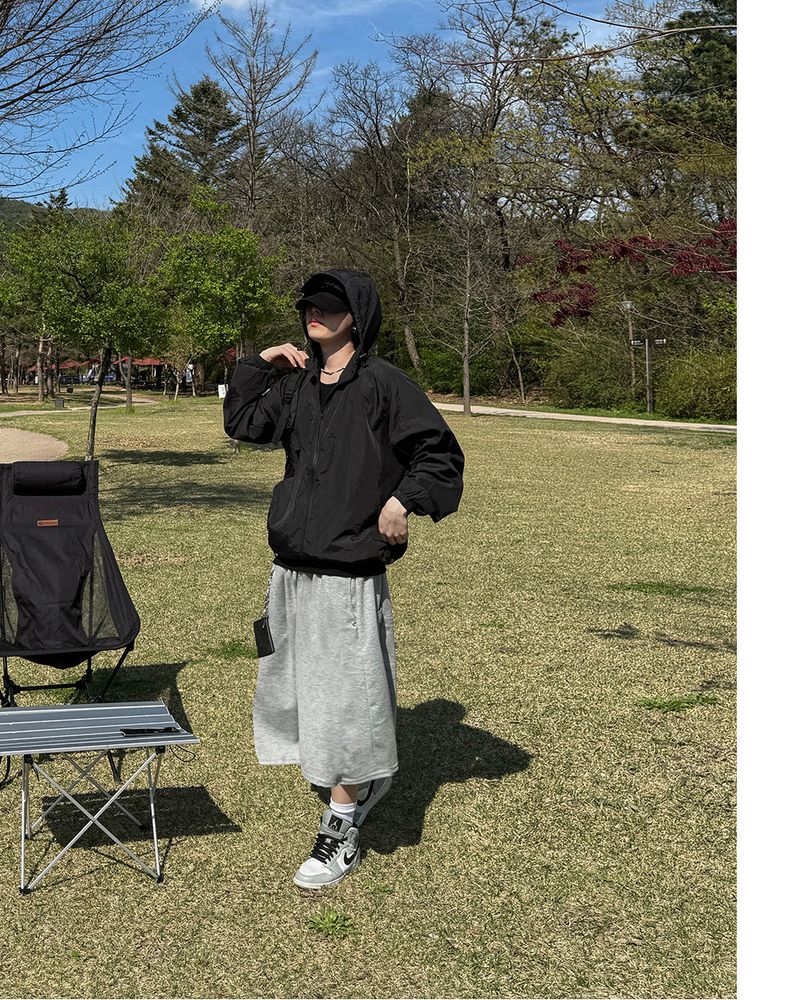 Insert Mesh Hood Windbreaker