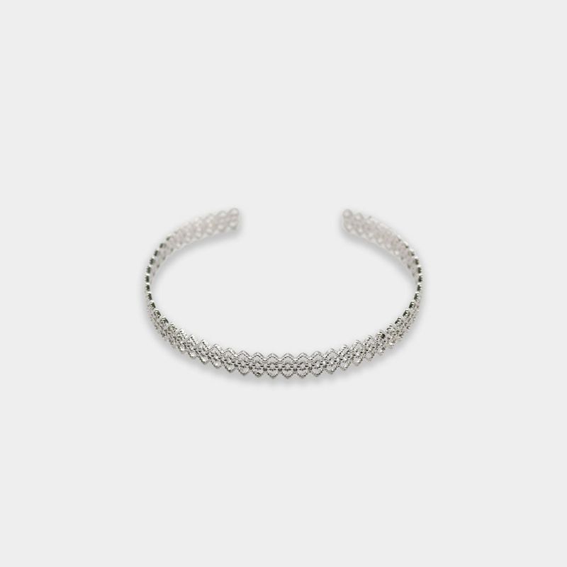 Grumpy Stuff（グロンピースタッフ）の「レースハートラインバングル（アクセサリー）」