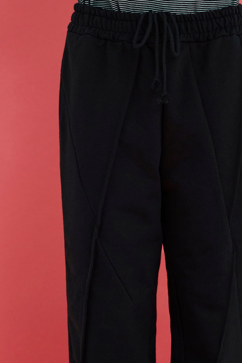 DART SWEATPANTS / BLACK