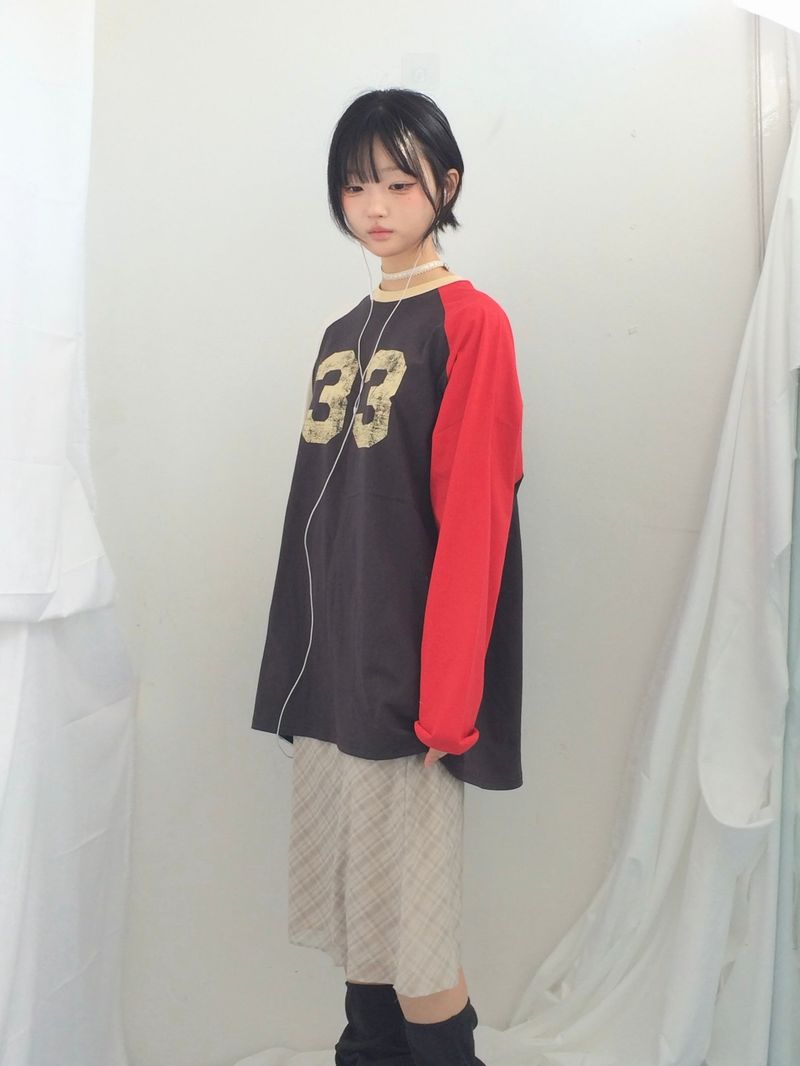 Number-printed color long sleeve