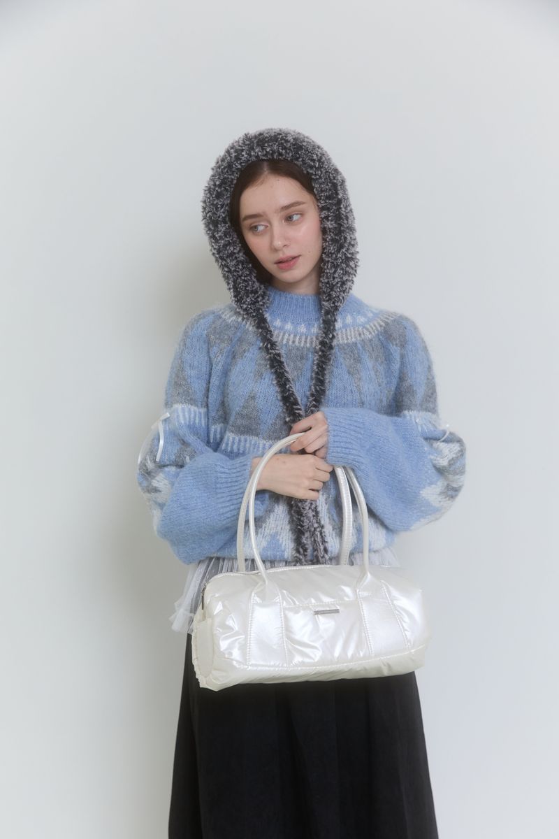 WINTER HUG PADDED BAG