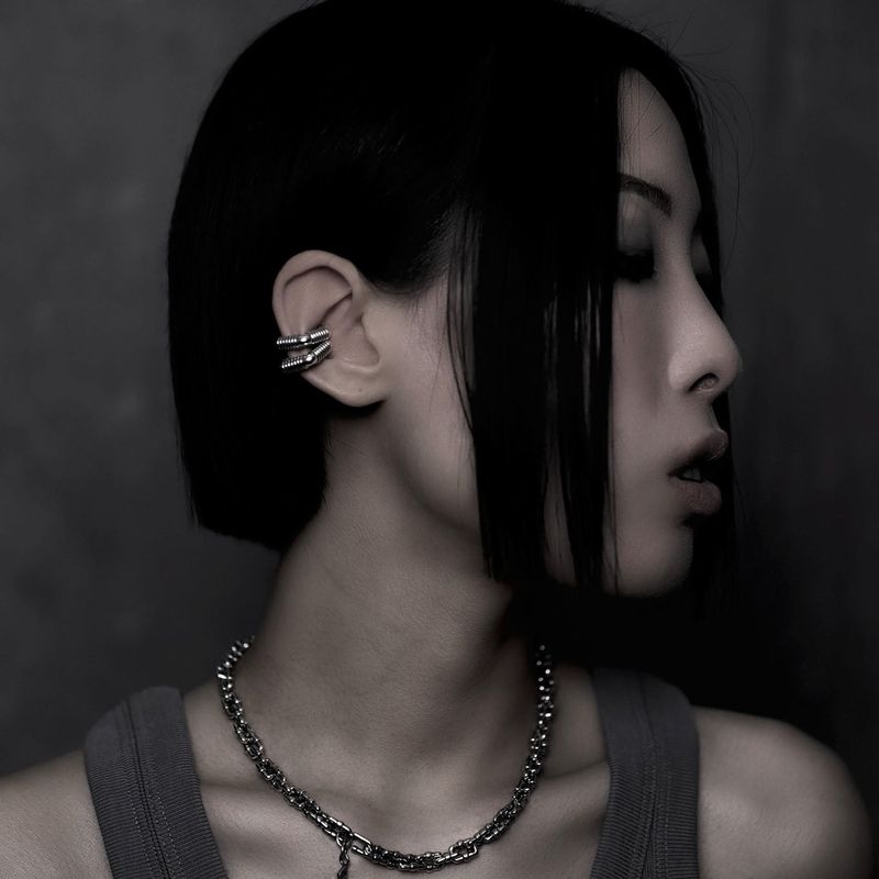 HOSE PIPE EAR CUFF