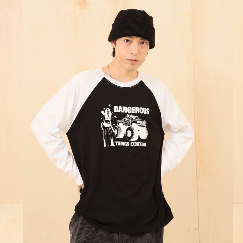 KRUCHI(クルチ)の「DANGEROUS Raglan long-sleeved T-Shirt (BLACK) MENS(Tops)」