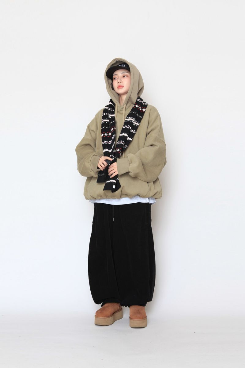 Ethnic muffler